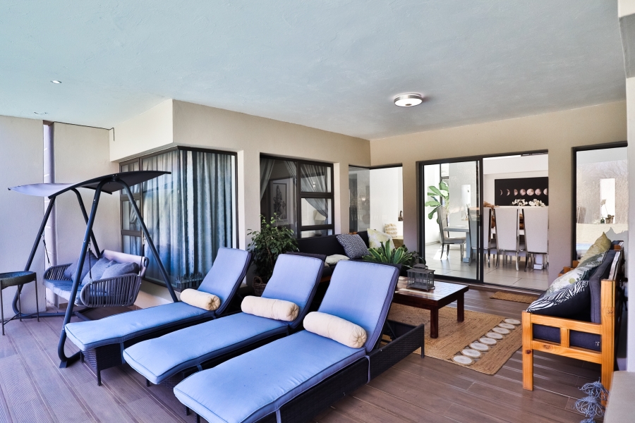 4 Bedroom Property for Sale in WestLake Country Safari Estate North West